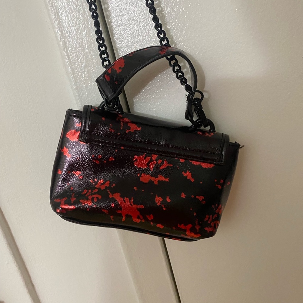 Black and Red Steve Madden Crossbody